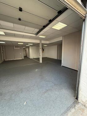Foto - Lagerfläche ca. 150m2 zu vermieten