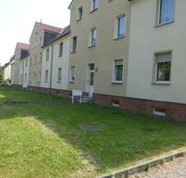 Schöne und helle 3-Raum Wohnung, Dessau-Ziebigk, Carport, Balkon - Dessau-Roßlau