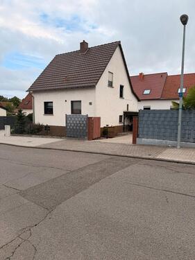 Foto - Einfamilienhaus in Stadtrandlage