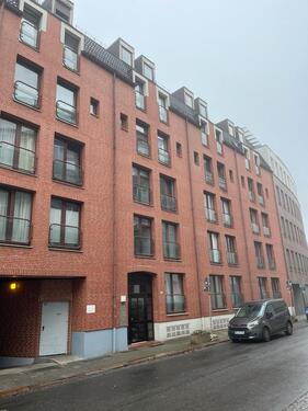 Foto - Großer Tiefgaragenstellplatz in der Bremer Altstadt