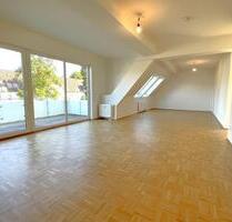 *Tolles Wohnstudio mit großem Balkon, Parkettboden, 2 Tageslichtbäder* - Essen Stadtbezirk IV