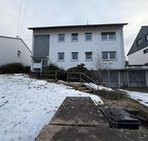 Mehrfamilienhaus in Obernhain - 3 Wohneinheiten mit großem Garten - Usingen