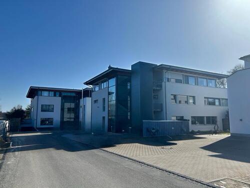 Foto - Exklusive 3-Zimmer-Wohnung (136 m²) mit Aufzug & 2 Stellplätzen