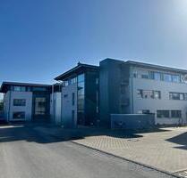 Exklusive 3-Zimmer-Wohnung (136 m²) mit Aufzug & 2 Stellplätzen - Heroldsberg