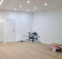 Moderne 3-Zimmer-Wohnung mit 42qm Wohn-Essbereich, zentrale Lage - Linz am Rhein