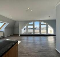 Penthouse - Moderne Wohnung mit Fahrstuhl und XL Balkon - Neumünster