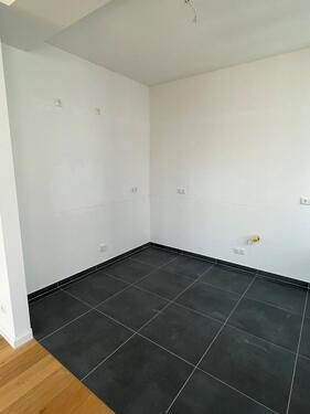 Foto - Großzügige 3-Zimmer-Denkmalwohnung mit 2 Tiefgaragenstellplätze