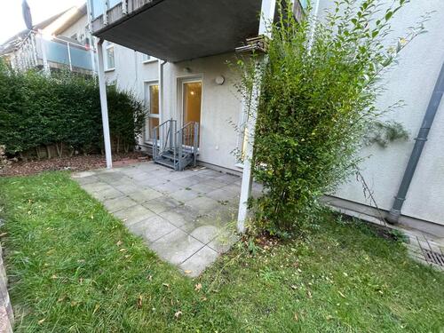 Foto - *sanierte EG Wohnung mit Garten und Tageslichtbad*