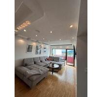 Gemütliche 3-Zimmer Wohnung mit Einbauküche, Garage und Balkon - Albstadt Gemarkung Onstmettingen