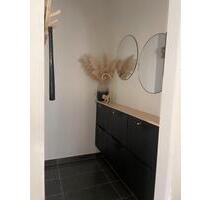 Schöne 4 Zimmer Wohnung - 400.000,00&nbsp;EUR Kaufpreis, ca.&nbsp; 98,00&nbsp;m&sup2; in Besigheim (PLZ: 74354)