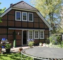 Einfamilienhaus - 1.200,00 EUR Kaltmiete, ca. 150,00 m² in Uelzen (PLZ: 29525) Einfamilienhaus - 1.200,00 EUR Kaltmiete, ca. 150,00 m² in Uelzen (PLZ: 29525)