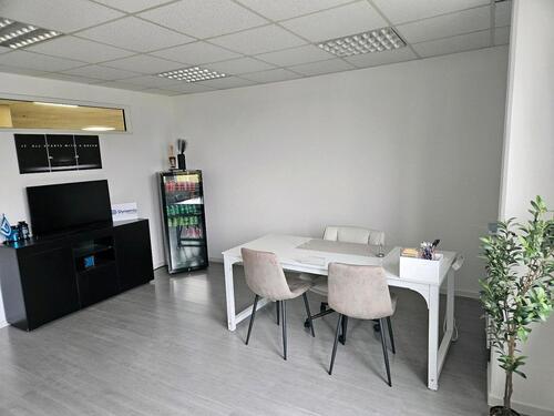 Foto - Büroräume zur vermieten - 500,00 EUR Kaltmiete,