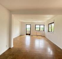 Schöne, helle 3,5-Zimmer-Wohnung mit Südbalkon und Wintergarten in S-Nord! - Stuttgart Stuttgart-Nord