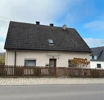 EinZweifamilienhaus zu verkaufen - Dischingen