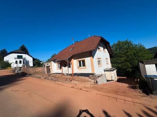 Foto - Einfamilienhaus mit Einliegerwohnung und Saarblick