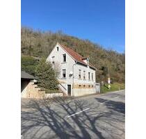 Einfamilienhaus mit Schreinerei Gebäude und große Grundstück - Meisenheim