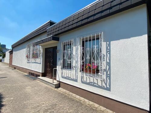 Foto - 9 Zimmer Bungalow zum Kaufen in Ludwigshafen am Rhein