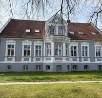 Gutswohnung im Herrenhaus - 1.407,00&nbsp;EUR Kaltmiete, ca.&nbsp; 134,00&nbsp;m&sup2; in Steinhöfel (PLZ: 15518)
