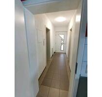 EL - Wohnung , 2 ZKB mit Terrasse EBK und Stellplatz - Sankt Wendel