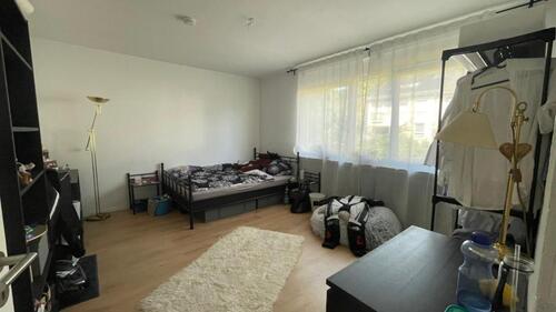 Foto - WG-Zimmer (nur Frauen) - 430,00 EUR Kaltmiete,