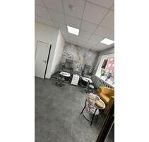 Ladenlokal - 700,00 EUR Kaltmiete, in Duisburg (PLZ: 47137) Mittelmeiderich