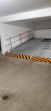 Foto - Duplex Stellplatz oben Bodenehrstr.6 Harras