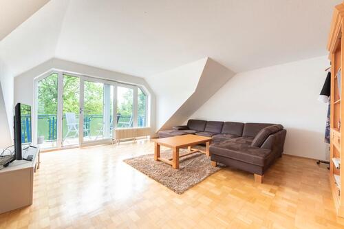 Foto - Lichtdurchflutete 2,5-Zimmer-Wohnung mit großem Sonnenbalkon!