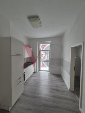 Foto - 3 - Zimmer Wohnung mit 2 Balkonen und Einbauküche