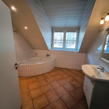 Foto - 8 Zimmer Mehrfamilienhaus, Wohnhaus in Rauhenebrach