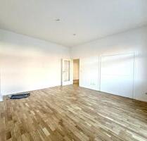 Seltenheit: Großzügige helle Dachgeschosswohnung mit Balkon - Hannover Linden-Limmer