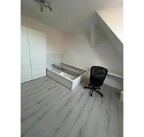 Hell, renoviert, Erstbezug WG Zimmer - Lemgo Hell, renoviert, Erstbezug WG Zimmer - Lemgo