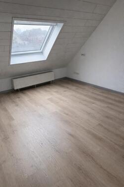Foto - Schöne helle Dachgeschosswohnung (70 qm)