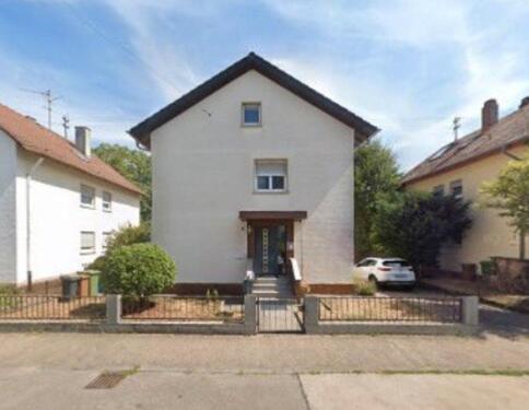 Foto - 3-Familienhaus in Leimen 69181 - 750.000,00&nbsp;EUR Kaufpreis, ca.&nbsp; 147,00&nbsp;m&sup2;