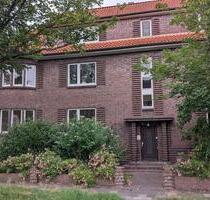 Renovierte helle Wohnung mit großem Wohnzimmer und Terrasse - Wilhelmshaven