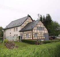 Modernes Wohen in ökologisch restauriertem ehemaligem Bauernhaus - Brücken