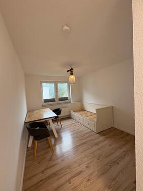 Foto - Schöne, helle 1-Zimmer-Wohnung, teilmöbliert