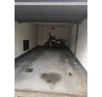 GARAGE ABGESCHLOSSEN AM RÖDELHEIMER SBUS BAHNHOF BREITLACHERSTR 79 120., MWST AUSWEISBAR !! - Frankfurt am Main
