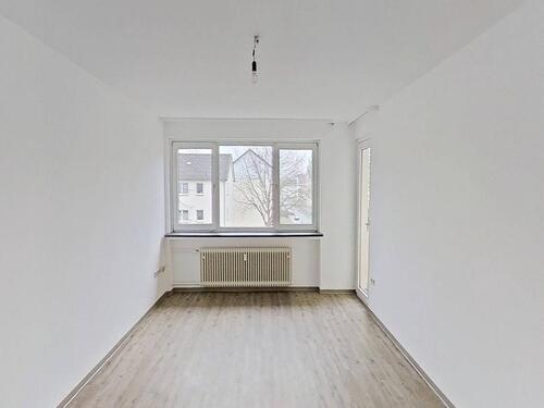 Foto - Gemütliche 4-Zimmer-Wohnung mit BALKON und 2 Tageslichtbädern