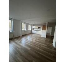 Renovierte 4-Zimmer Wohnung - 860,00&nbsp;EUR Kaltmiete, ca.&nbsp; 123,00&nbsp;m&sup2; in Bergen (PLZ: 29303)