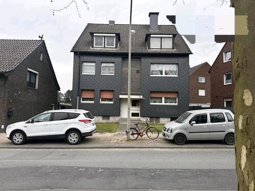 Foto - Freistehendes Fünffamilienhaus in OB Klosterhardt-Süd