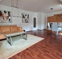 PROVISIONSFREI: Helle 3-Zi-DG-Wohnung Karlsfeld 95m² 2Balkone TG