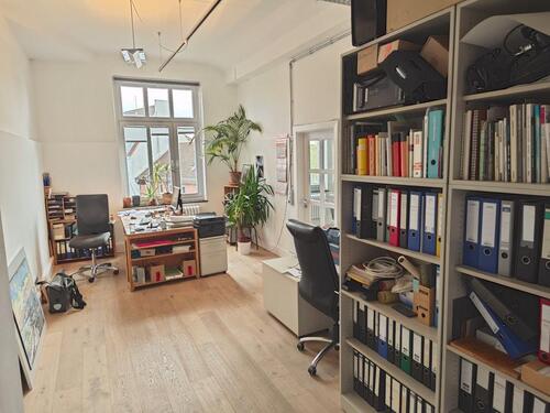 Foto - Biete Büroplatz in Eimsbüttel - 380,00&nbsp;EUR Kaltmiete,