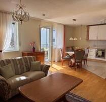 Helle 2-Zimmer-Wohnung mit Aufzug, Südbalkon, Parkett & FBH - Kaiserslautern