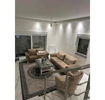 Einfamilienhaus mit Kamin, Garten, Einbauküche in Duisburg-Walsum