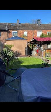 Foto - Neuss, traumhaftes Einfamilienhaus mit Pool und Sauna!