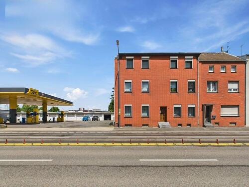 Foto - 3 Zimmer,Küche , Bad im 1 O.G - 980,00&nbsp;EUR Kaltmiete, ca.&nbsp; 85,00&nbsp;m&sup2;