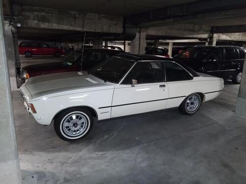 Foto - Garagenstellplätze im Neusser Hafen zur Verfügung!