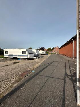 Foto - Stellplatz für Wohnwagen, Wohnmobil, Boot etc…