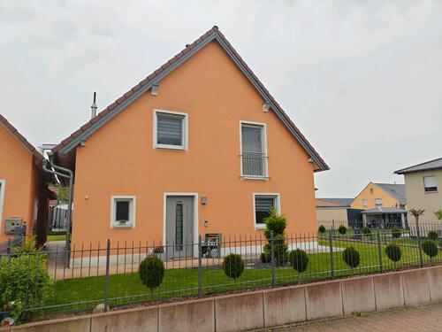 Foto - Schönes Einfamilienhaus mit Garten in Sengenthal