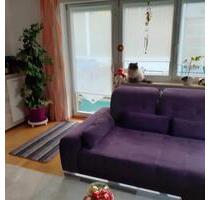 Gemütliche 2-Zimmer-Wohnung mit Balkon, Garage und Keller - Straubing